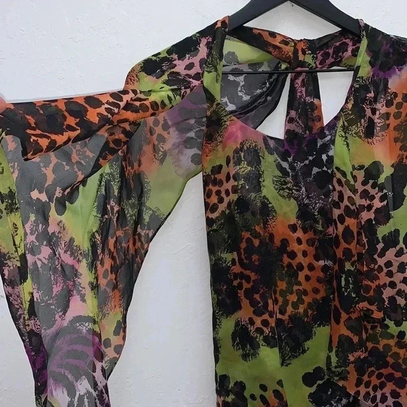 Diane Von Furstenberg Multi Print Marroca Silk Scarf Top Size 2 - Picture 3 of 6